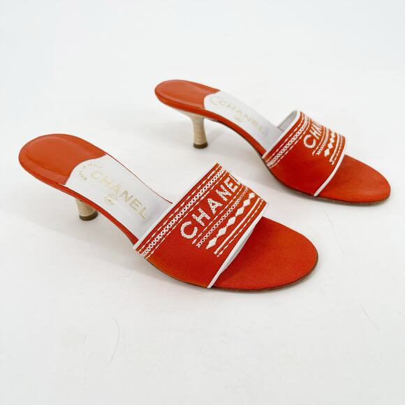 Chanel Vintage Orange Canvas Embroidered Kitten Heel Mule Slide Sandal EU 39 - Picture 1 of 13